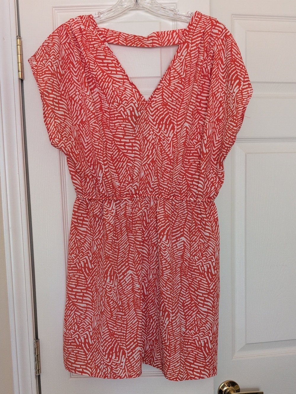Women's Patterned V-Neck Dress